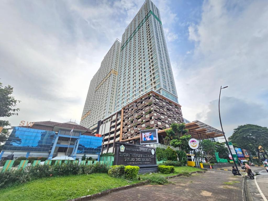 B Residence Group 657358925
