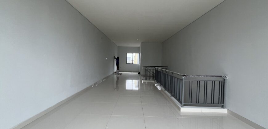 Ruko Brand New Hudson Studio Loft Kawasan Manhattan District