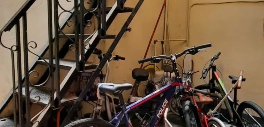 Rumah Terawat Rapih Balai Pustaka Jaktim